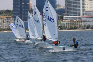 Vela Classe Optimist